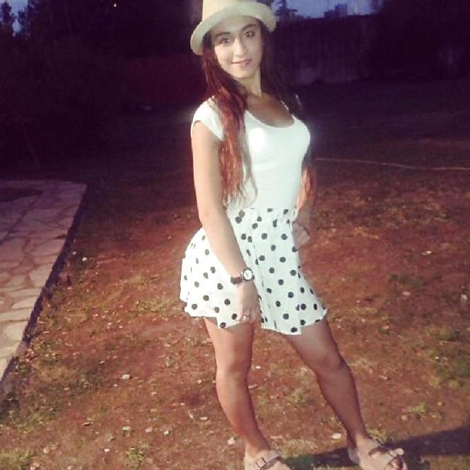 11P Italian girl: Isabella