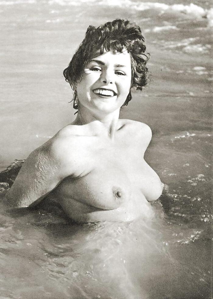 25P A Few Vintage Naturist Girls That Really Turn Me on (7)