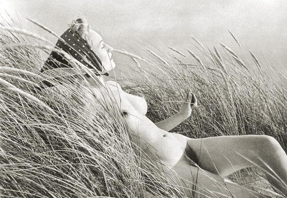 25P A Few Vintage Naturist Girls That Really Turn Me on (7)