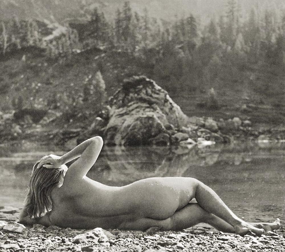 25P A Few Vintage Naturist Girls That Really Turn Me on (7)
