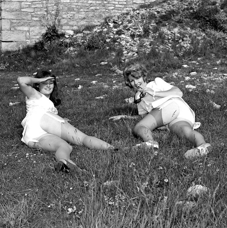 25P Vintage ladies in white panties.