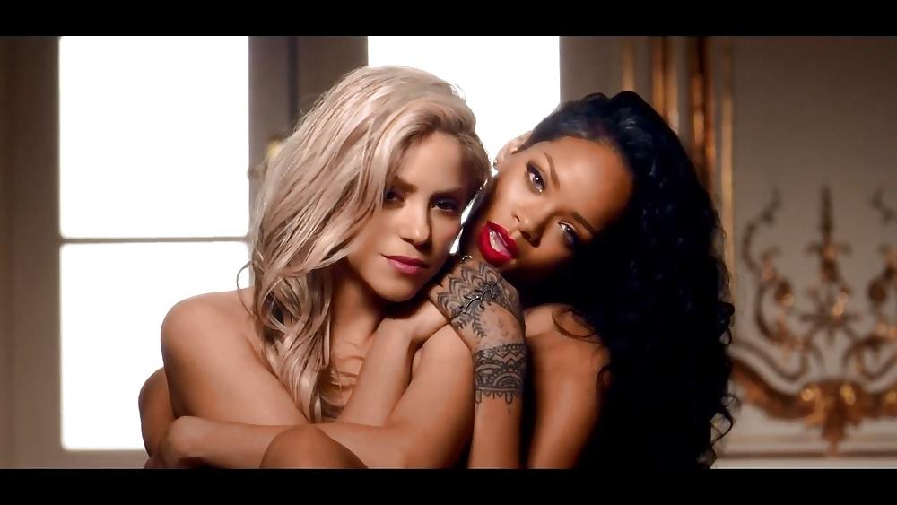 25P Shakira - Rihanna