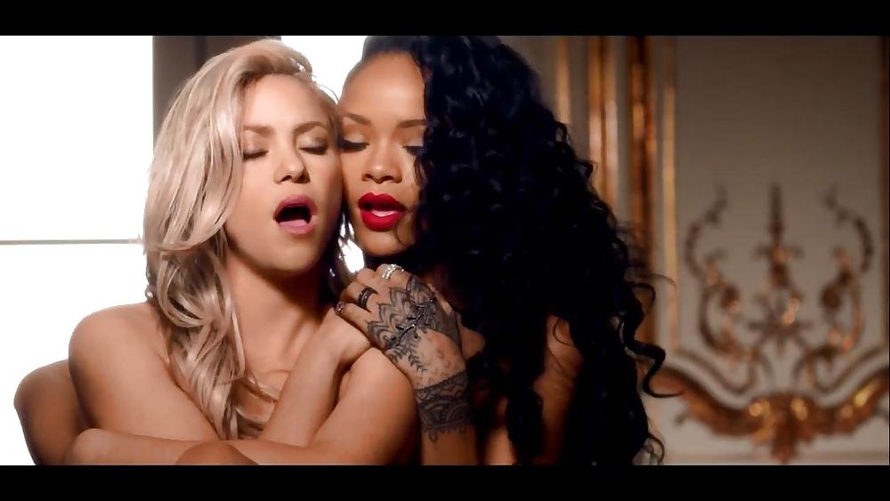 25P Shakira - Rihanna