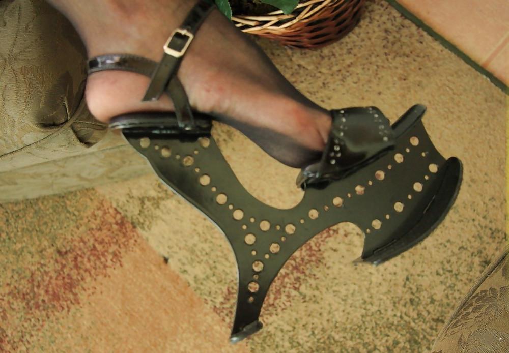 17P Extreme Shoes 23