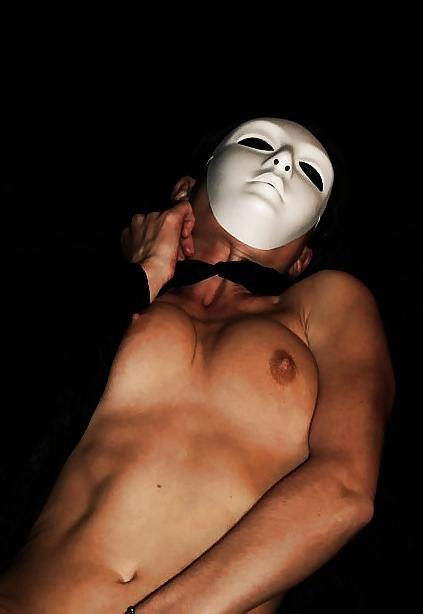16P Masquerade ball