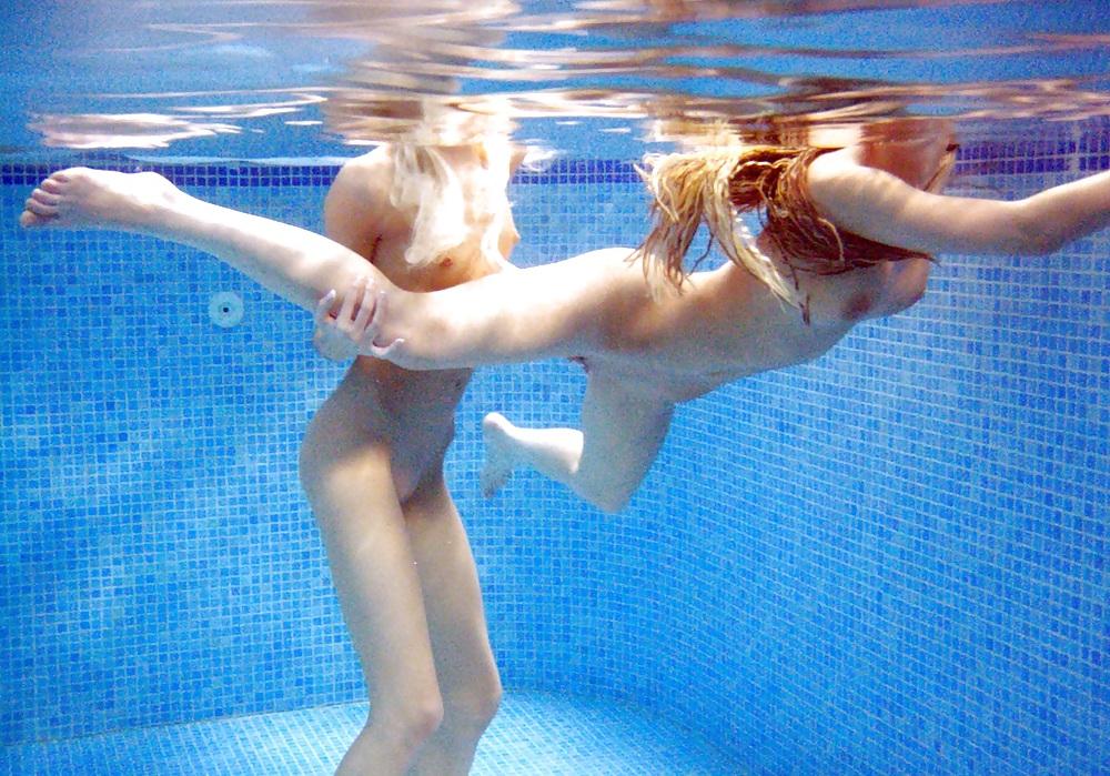 25P Some Teen Pool Pics