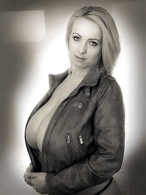25P Big boobed Polish Blonde Stunner