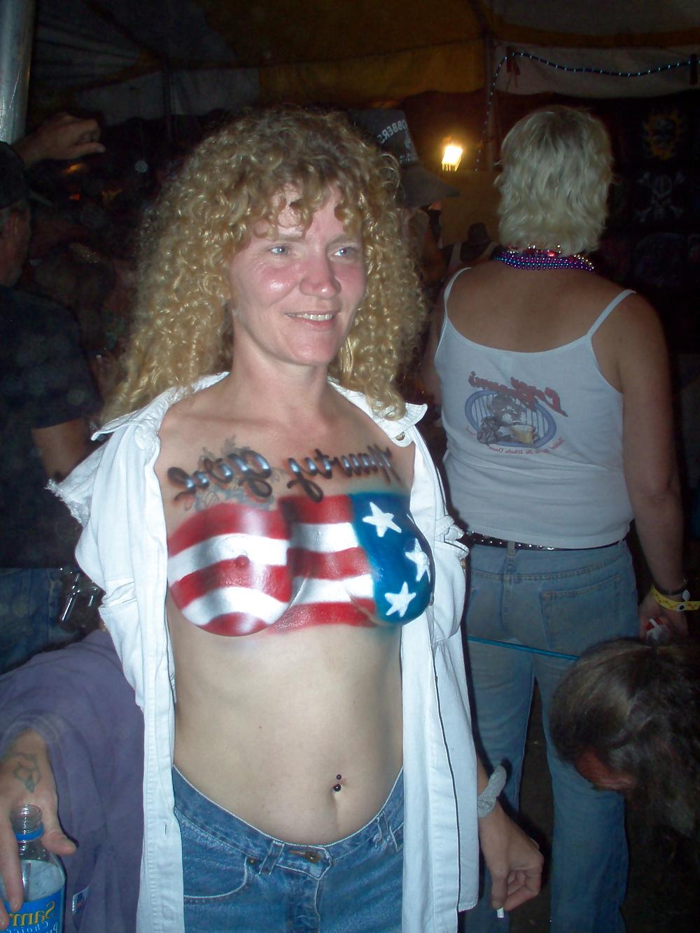 19P Painted tits