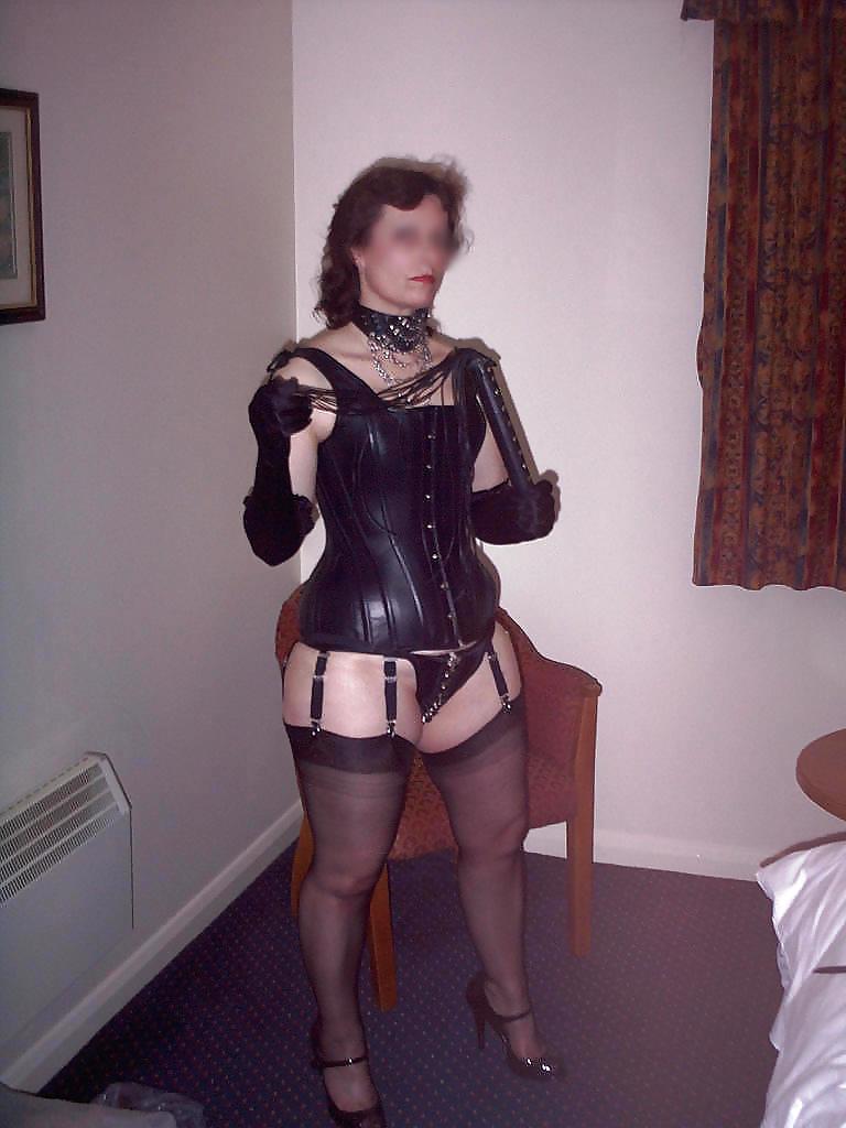 16P Pantyhose and Stockings 64 (BBW &Mature) by Searcher1957