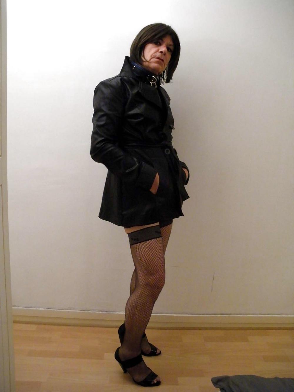 11P Lara Tranny3