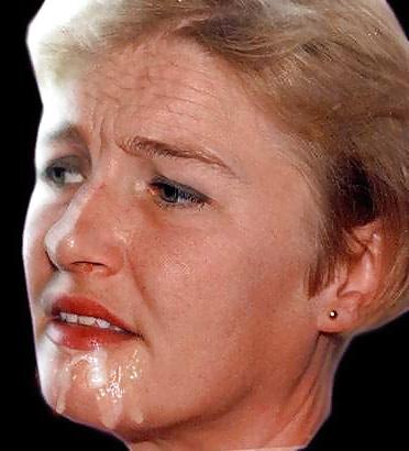25P Mature facials - Unhappy faces