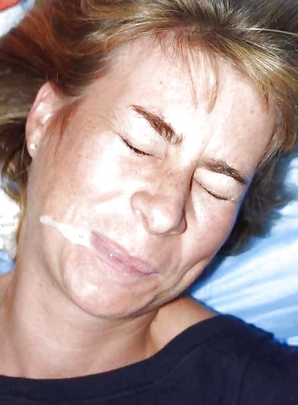 25P Mature facials - Unhappy faces