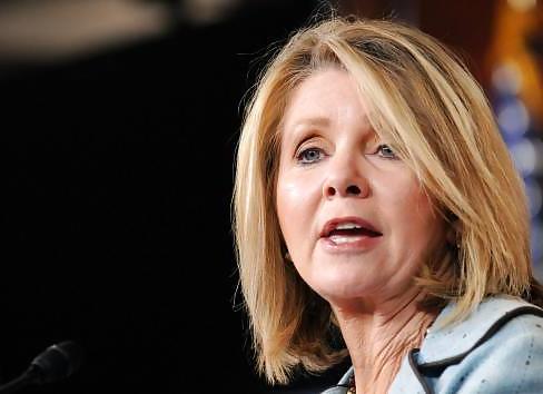 25P I love jerking off to Conservative Marsha Blackburn