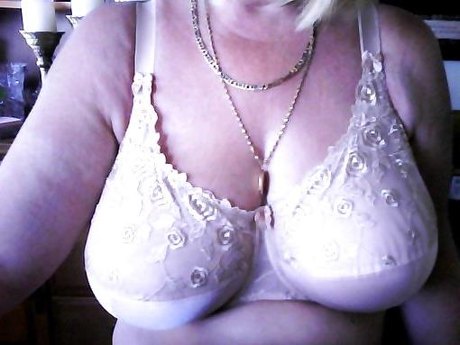 5P Mature-BBW-Ladies 509