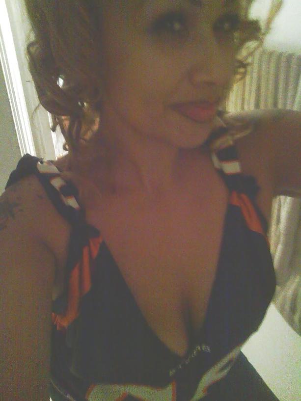 24P Chola latina milf