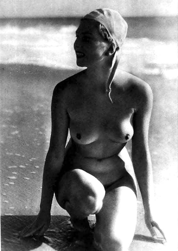 16P Vintage naturism 4