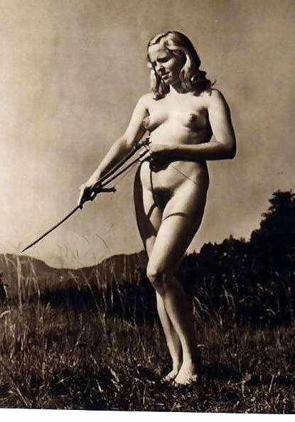 16P Vintage naturism 4