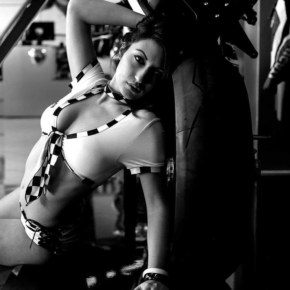 16P Italian Ex Girlfriend photo's Book
