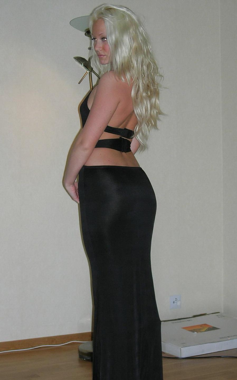 25P Blonde Swedish Girl