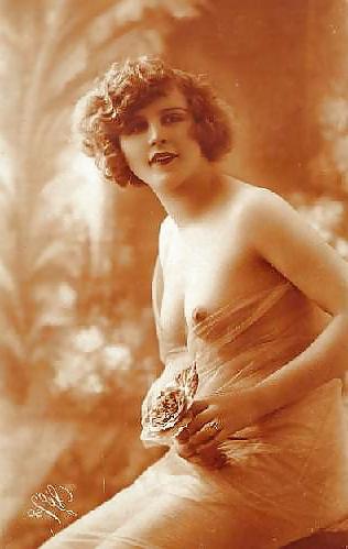 25P Vintage Nudes 5