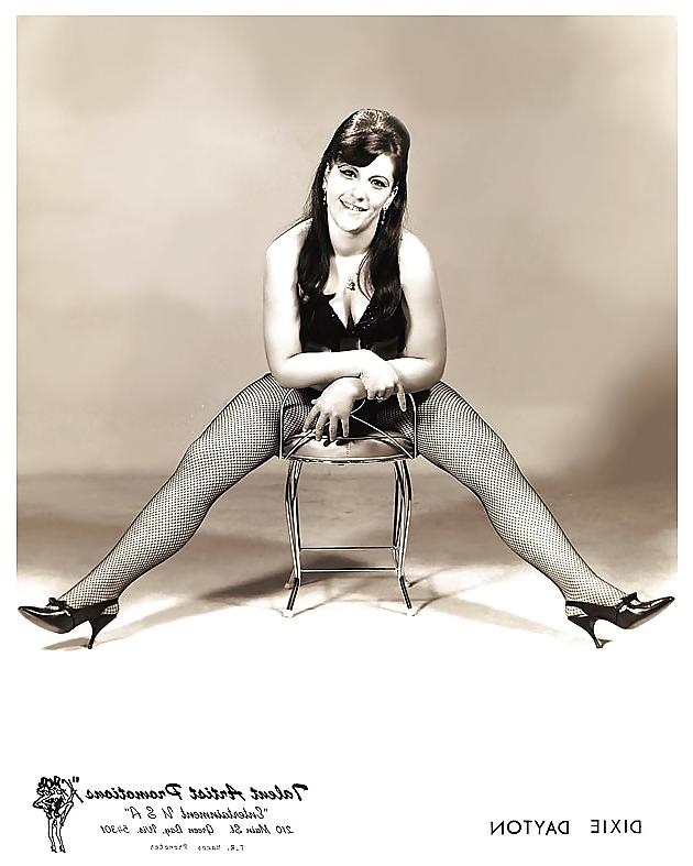 25P Vintage - Galactic Burlesque Superstars