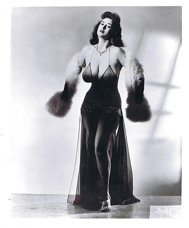 25P Vintage - Galactic Burlesque Superstars
