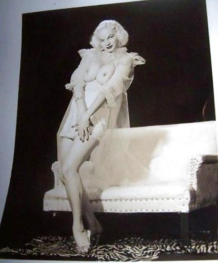 8P More vintage busty,delores devaughn