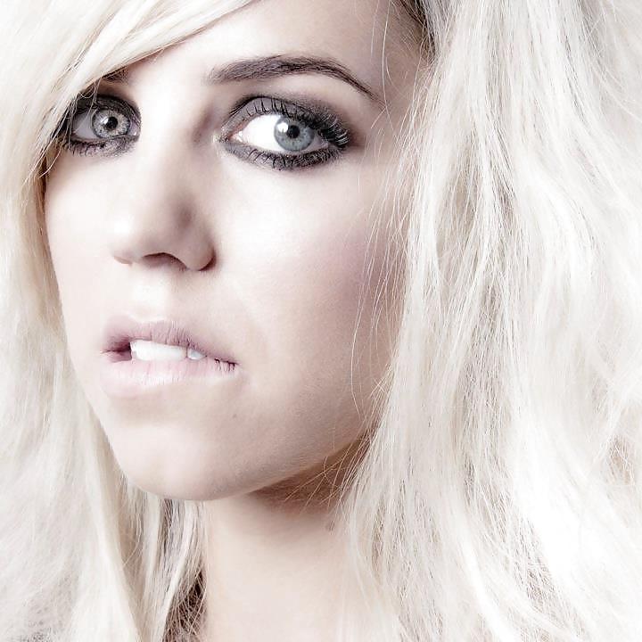 25P Djane Korsakoff Dutch Hardcore DJ