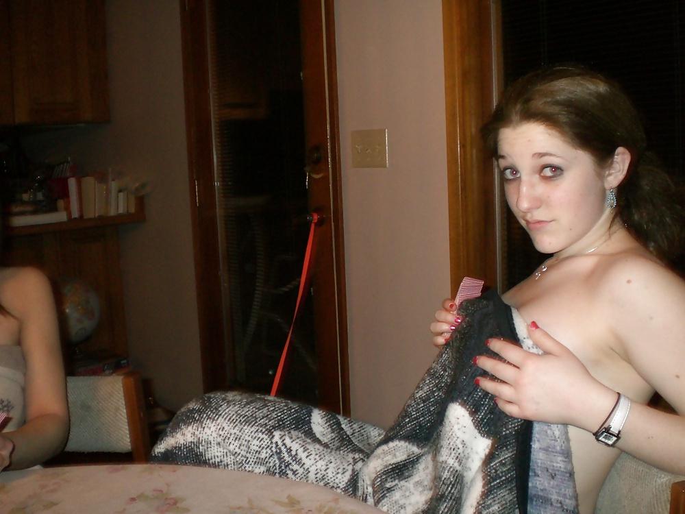 25P Strip Poker