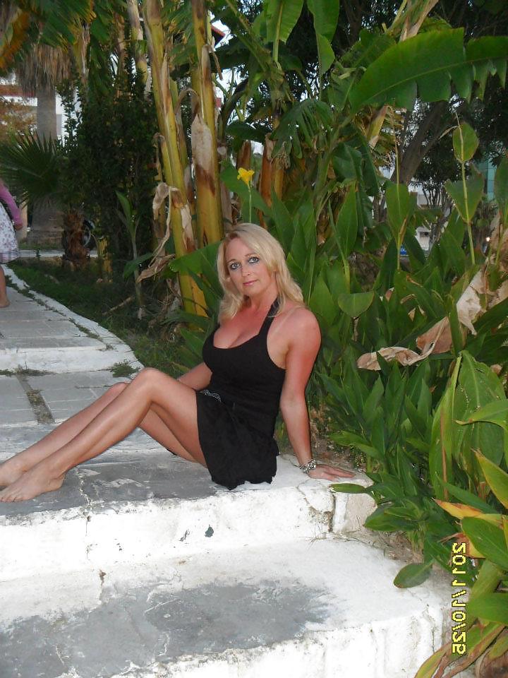 18P Polish Milf Izabella