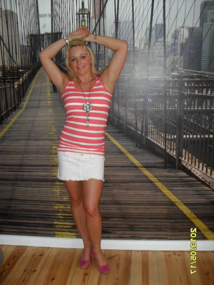 18P Polish Milf Izabella