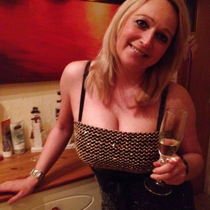 18P Polish Milf Izabella