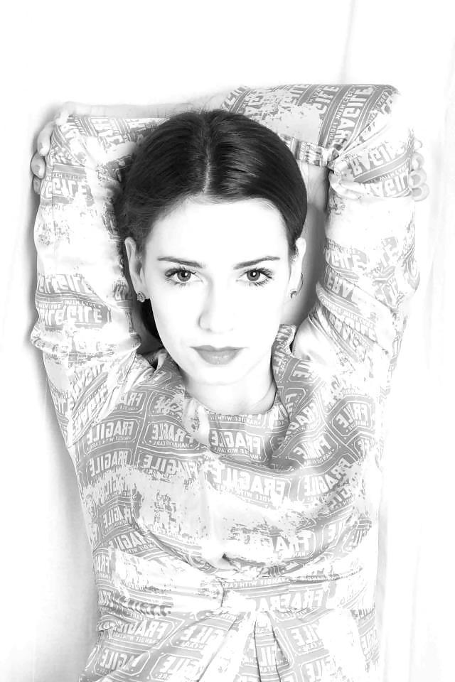 15P Polish Actress Sandra Staniszewska
