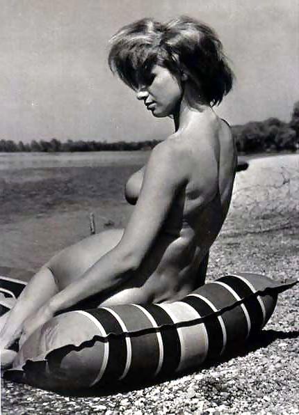 25P Vintage naturism 2