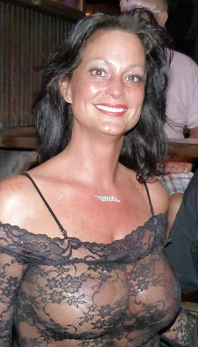 25P Hot Faces Of MATURES & MILFS... (2)