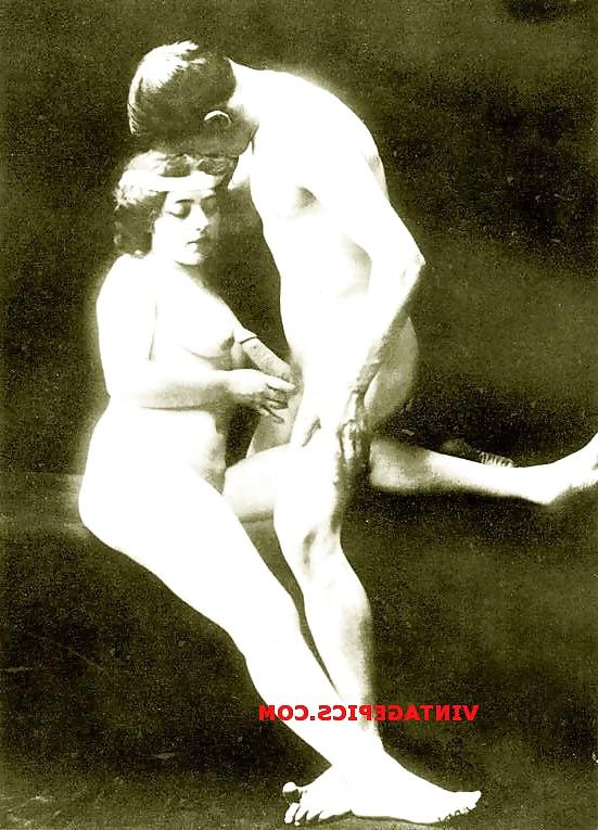 25P Vintage Nudes 7