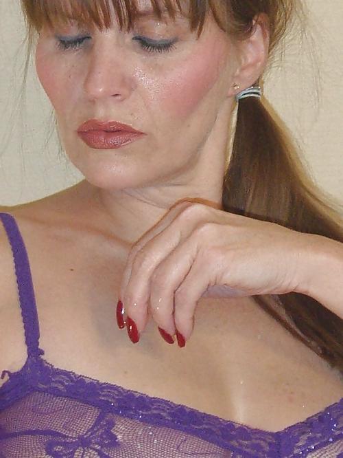 10P Exotic Mature Women 59