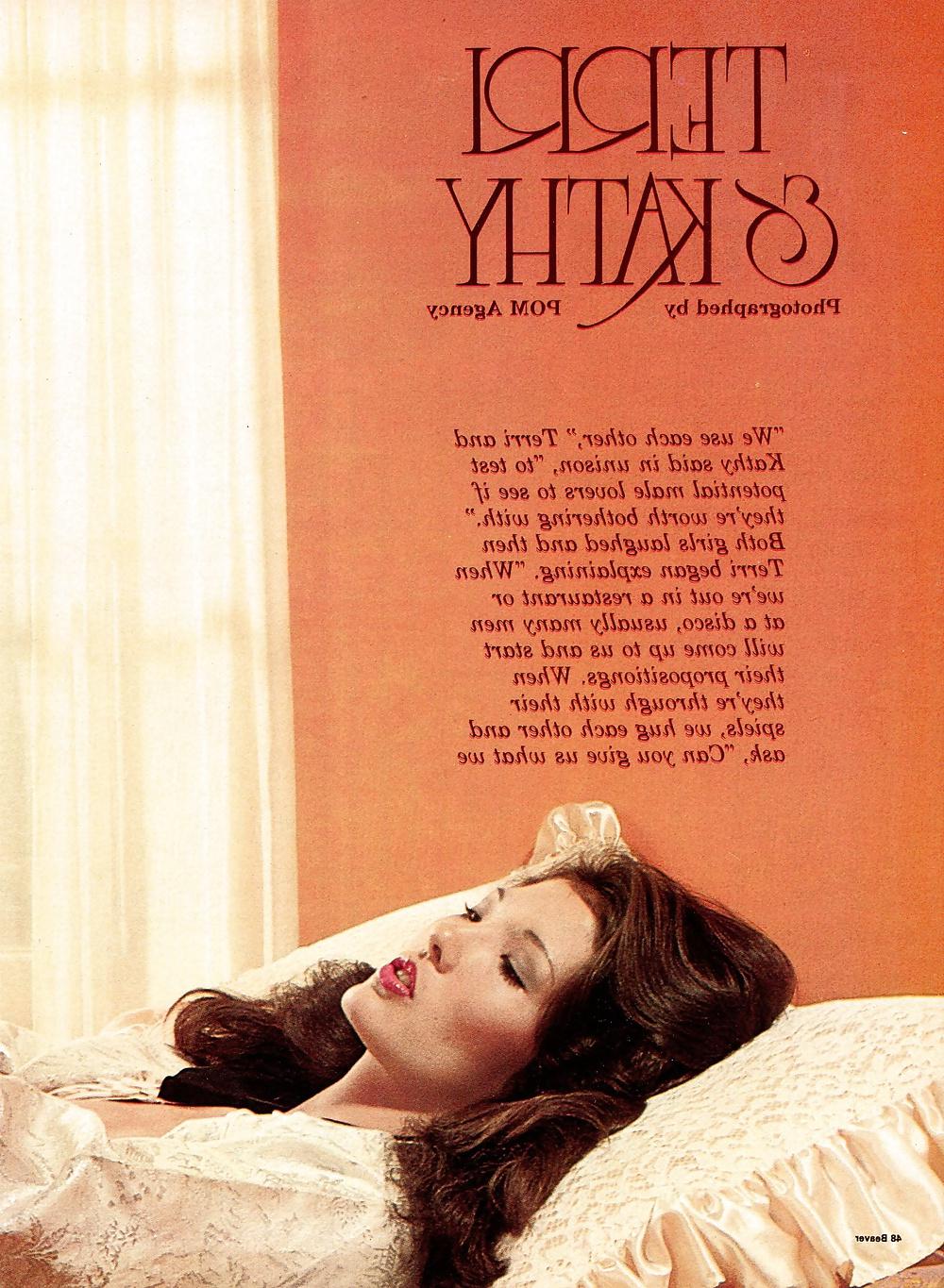 23P Reminiscent Vintage Retro Teens Lesbians Stockings Natural 4