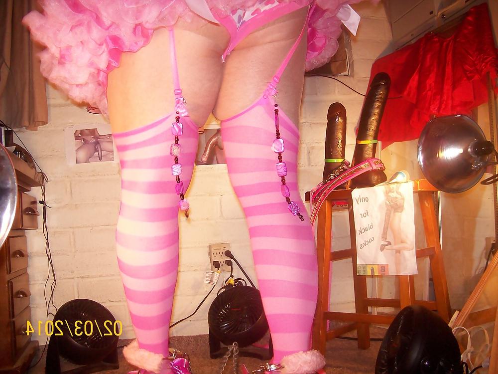 8P Tgirl BBC skut teasing Andy's BB9C for a balls deep reward.