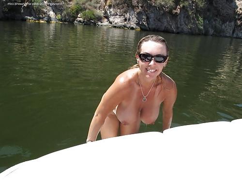 20P Exhibitionist cougars 2