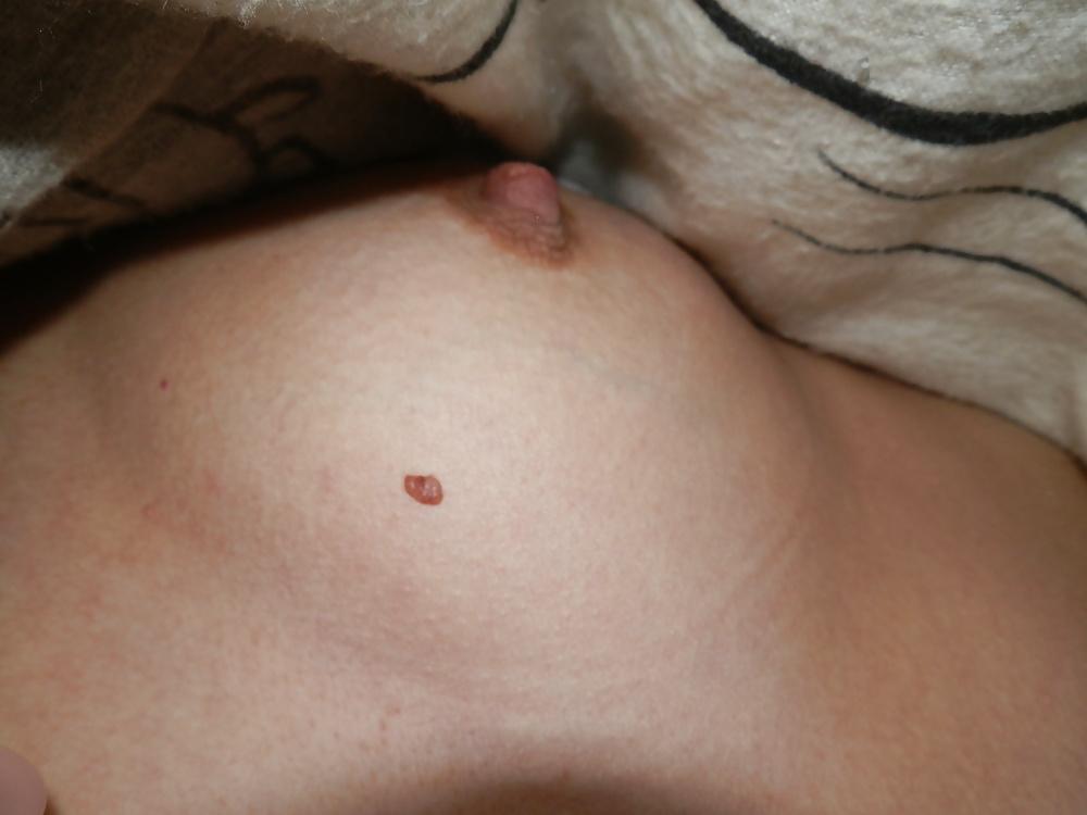 11P Milf pink pussy lips creampie
