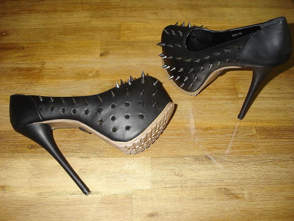 10P Kristinas Extreme High Heels , Nieten