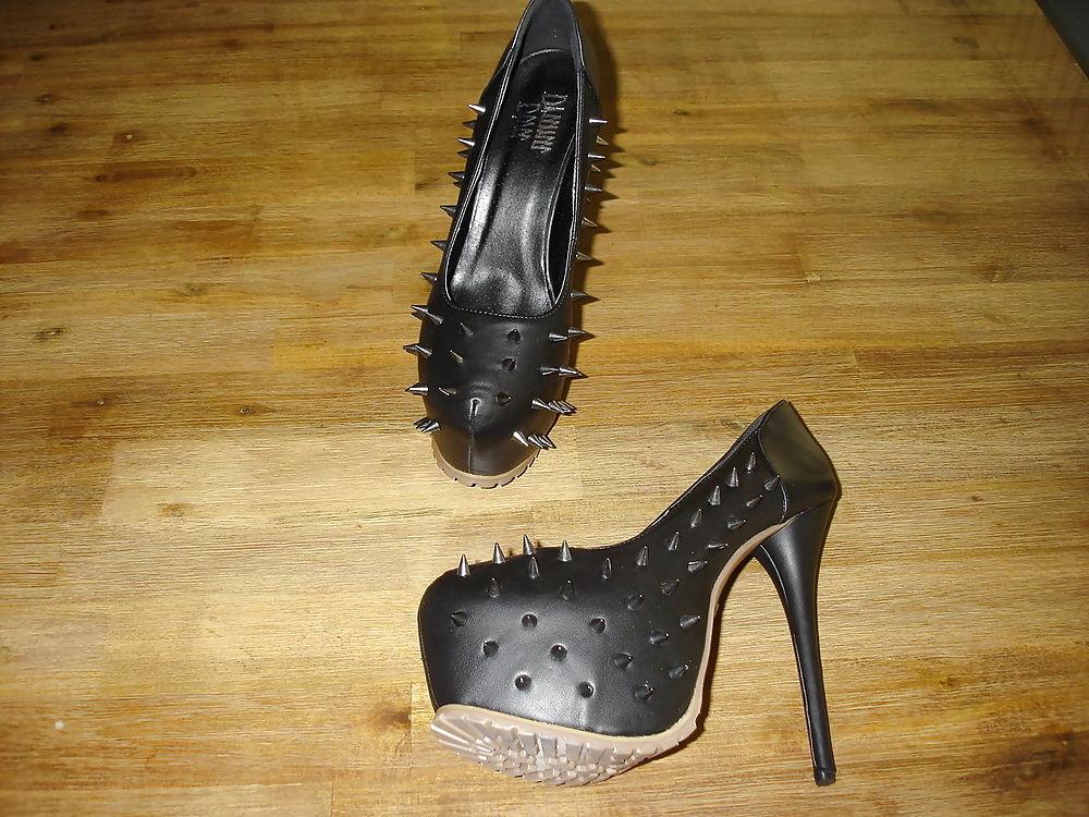 10P Kristinas Extreme High Heels , Nieten