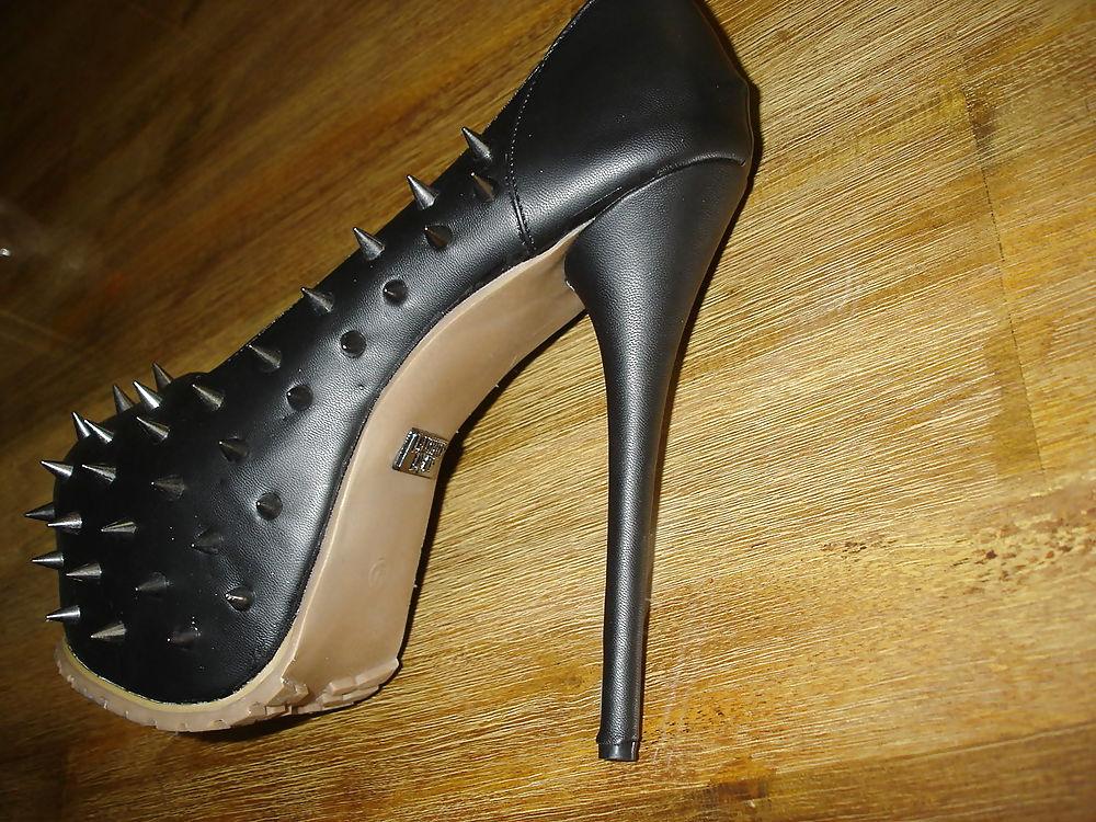 10P Kristinas Extreme High Heels , Nieten