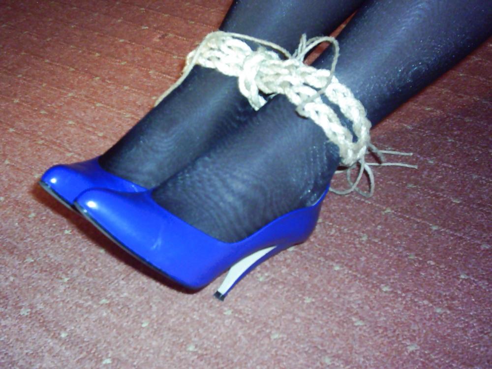 25P Bound in Heels
