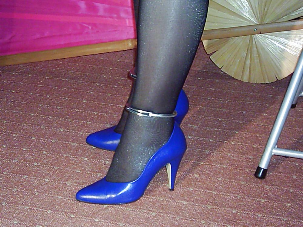 25P Bound in Heels