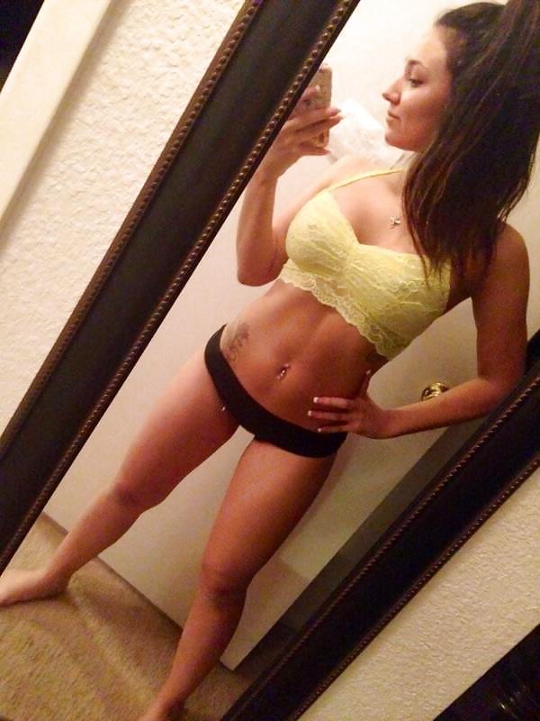21P So So Sexy Esmeralda