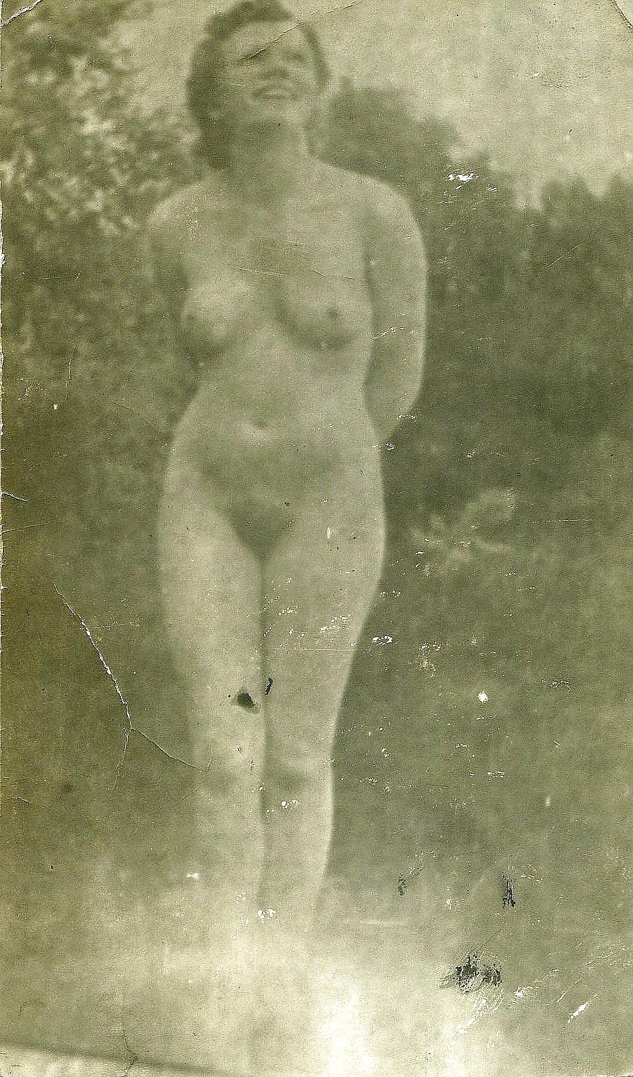 19P Vintage Ladies Were So Sweet