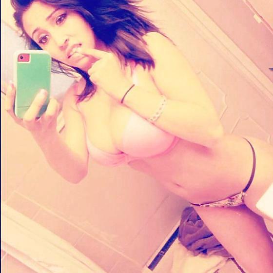 20P Hot Teen Partying And Posing 8