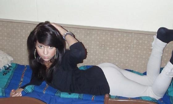 20P Hot Teen Partying And Posing 8